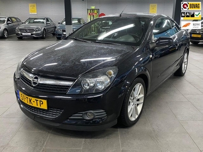 Opel Astra TwinTop 1.6 Cosmo navigatie half leer clima