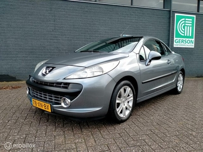 Peugeot 207 CC 1.6 VTi Luxe uitvoering/Vol leder