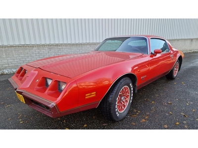 Pontiac Firebird 4.9 FT 87 Esprit