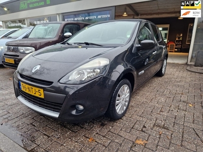 Renault Clio Benzine