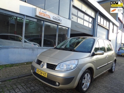 Renault Scénic 1.6-16V Privilège Luxe