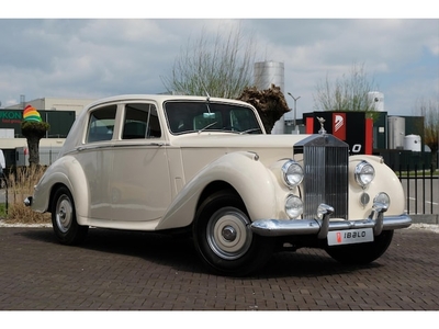 Rolls-Royce Silver Dawn Benzine