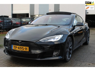 Tesla Model S 75D Base Autopilot Luchtvering 21