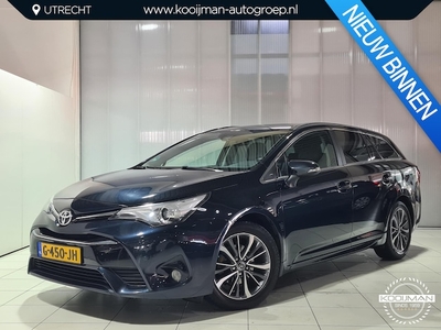 Toyota Avensis Benzine