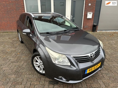 Toyota Avensis Wagon 1.8 VVTi Business / Navi / Cruise / LM