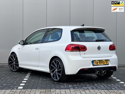 Volkswagen Golf 1.4 TSI Highline R Edition Automaat