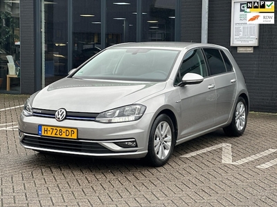 Volkswagen Golf Benzine