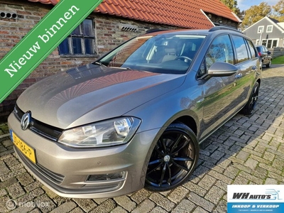 Volkswagen Golf Variant 1.0 TSI Connected Series Cam Nav