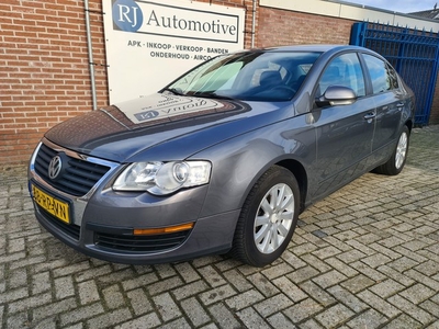 Volkswagen Passat 1.6 FSI Trendline APK/NAP/TREKHAAK