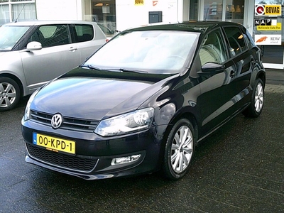 Volkswagen Polo 1.4-16V Highline (Aut./leer)