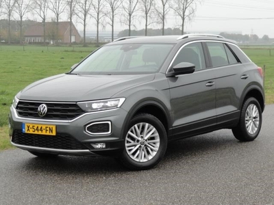 Volkswagen T-ROC 1.0TSI Business FULL LED-NAVIG-CAMERA-AFN