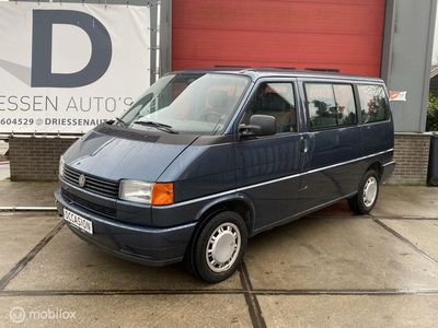 Volkswagen Transporter Caravelle CL 2.0 8-PERSOONS