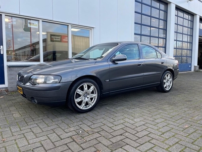 Volvo S60 2.3 T-5