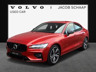 Volvo S60 B4 R-Design / Keyless entry / 19