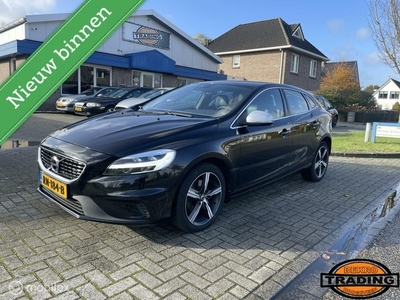 Volvo V40 2.0 T4 R-Design 2018 Btw auto