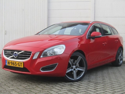 Volvo V60 3.0 T6 AWD Summum /Automaat/Dealer