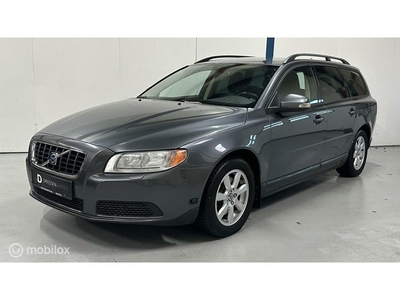 Volvo V70 2.5FT Kinetic AUTOMAAT / YOUNGTIMER