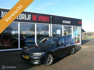 BMW 3-serie Touring 320i Black-Optick Adapt-Cruise/Sportstoelen