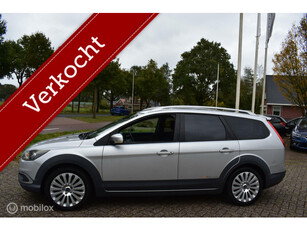 Ford Focus Wagon 1.6 Titanium X-Road|Clima|Cruise|T.haak!