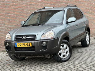 Hyundai Tucson 2.7i V6 4WD Style Automaat - Leder - Clima - Trekhaak