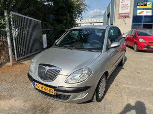 Lancia Ypsilon 1.4-16V Oro Automaat, Airco, Nap, Apk 11/2025