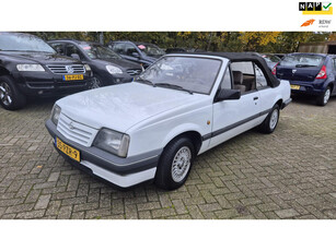 Opel Ascona 1.6 S H4