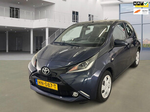 Toyota Aygo 1.0 VVT-i x-play/AIRCO/CAMERA/LAGE KM MET NAP/