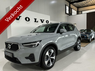 Volvo XC40 | B3 Core | Winterpack | LED ''Thors Hammer'' Koplampen | 19'' LM Velgen | Achteruitrijcamera |