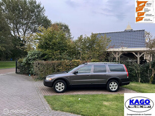 Volvo XC70 2.5 T Momentum Bj 2005 Handgeschakeld!