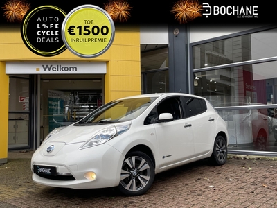 NISSAN LEAF 24 kWh Tekna Bose / Leder / Cruise / Camera / Stoelverwarming / Navigatie