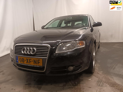 Audi A4 Avant 1.9 TDI Advance Motorschade.