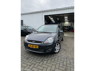 Ford Fiesta 1.3-8V | Airco | LPG | Trekhaak | APK | 1e Eig.