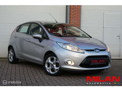 Ford Fiesta 1.4 Titanium AUTOMAAT NAP AIRCO DEALER ONDERHOUDEN NETTE AUTO