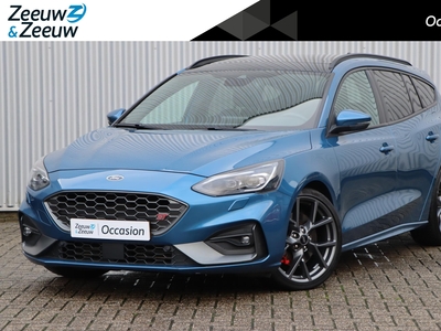 FORD FOCUS Wagon 2.3 EcoBoost ST-3 | Panoramadak | Launch Control | Adaptieve Cruise Control | Winterpack | Elektrisch verstelbare voorstoelen | Adaptieve koplampen | 19