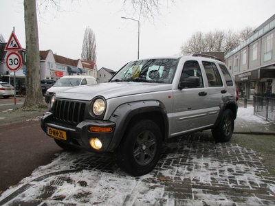 Jeep Cherokee 3.7i V6 Red River Edition / AUTOMAAT / AIRCO / NL-AUTO / YOUNG-TIMER / NW-STAAT / 143dkm