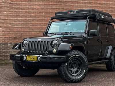 Jeep Wrangler Unlimited JK 3.6 286PK Autm. Sahara Black Edition ** VERKOCHT **