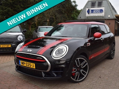 Mini Mini Clubman 2.0 John Cooper Works ALL4 Chili AUTOM/AIRCO-ECC/NAVI/ADAP CRUISE/PANO DAK CAMERA/BLUETOOTH/PDC/NL-AUTO/LMW 19 