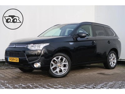 Mitsubishi Outlander 2.0 PHEV Instyle (bj 2013, automaat)