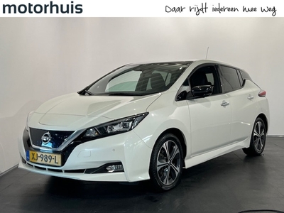 NISSAN LEAF Electric 40kWh Tekna | CAMERA| LEDER| VERWARMBARE VOORSTOELEN 2.000 euro subsidie