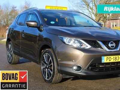 Nissan Qashqai 1.2 115pk Premier Edition ECC/leer/pano/navi/cruise/trekhaak