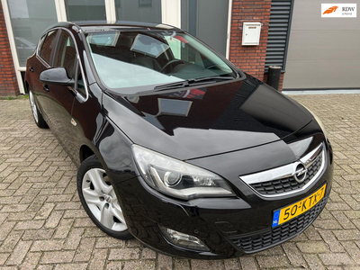 Opel Astra 1.6 Turbo Sport / Navi / Leder / PDC / Cruise / NAP / Cosmo