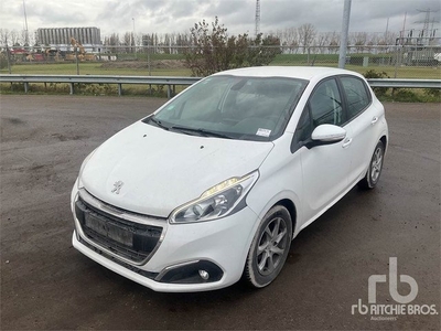 Peugeot 208 (bj 2015)