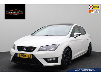 SEAT Leon 1.4 TSI FR Business 2017 | Airco | Navigatie | Panoramadak | Stoelverwarming | LED | Parkeersensoren | Lichtmetaal | Boekjes | 2 Sleutels