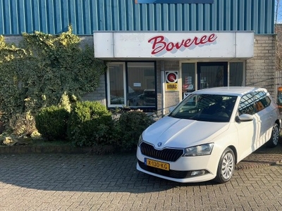 Skoda Fabia 1.0 TSI BUSINESS ED NAVIGATIE ADAPTIVE CRUISE