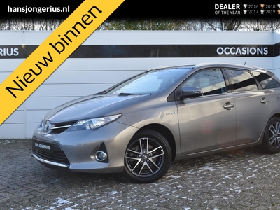 TOYOTA AURIS Touring Sports 1.8 Hybrid | AUTOMAAT | TREKHAAK | NAVI | CAMERA | GLAZENDAK | CAMERA | PDC | LMV