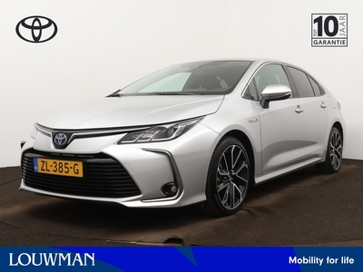 TOYOTA COROLLA 1.8 Hybrid First Edition | Navigatie | Climate control | LED | 18'' Lichtmetalen velgen |