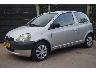 Toyota Yaris 1.0-16V VVT-i Terra * APK TOT OKTOBER 2024 *