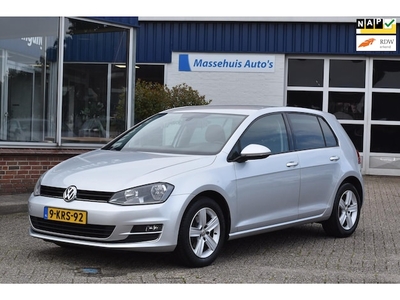 Volkswagen Golf Benzine