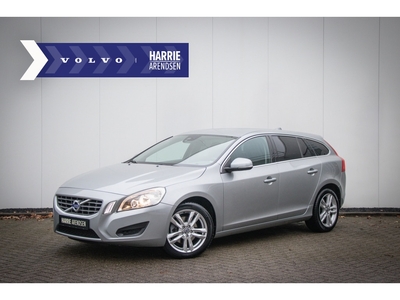 VOLVO V60 D3 163PK 5-cil. Momentum, Cruise, Climate, Privacy glas, PDC Ach