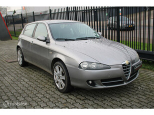 Alfa Romeo 147 1.6 T.Spark Collezione II